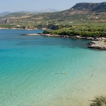 Hébergement de vacances Iris Stone House/Amazing View/1Km To The Beach West Mani